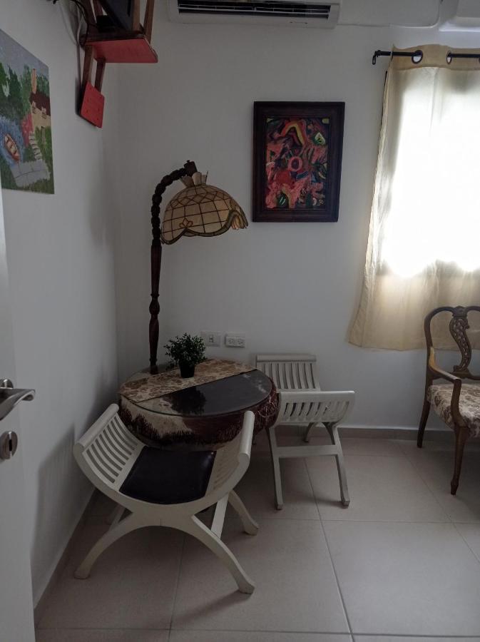 New! Great Location! Vibrant Downtown, Talpiot Market, Flea Market, Carmel Beach, Close To Everywhere Διαμέρισμα Χάιφα Εξωτερικό φωτογραφία