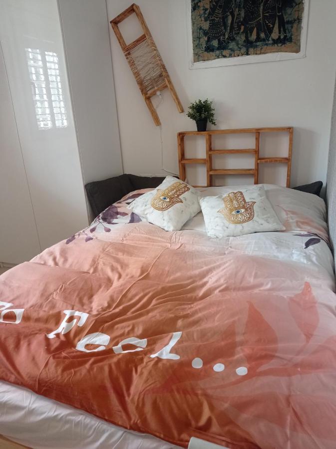 New! Great Location! Vibrant Downtown, Talpiot Market, Flea Market, Carmel Beach, Close To Everywhere Διαμέρισμα Χάιφα Εξωτερικό φωτογραφία